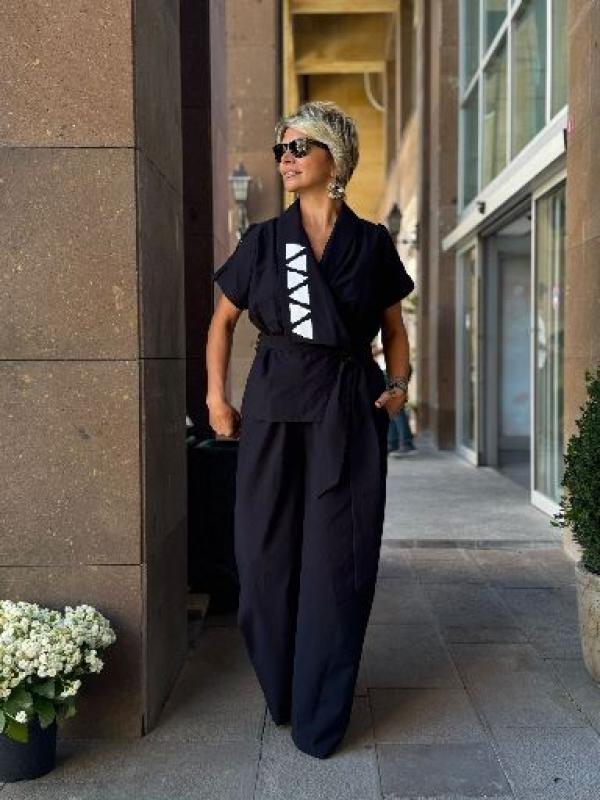 Yelek Bağlamalı Üçgen Baskı Detaylı